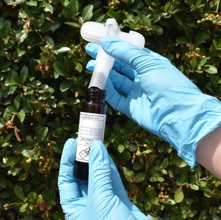 ALS Czech Republic: EnviroMail™6/Europe: Field Methanol Preservation for VOCs in Soil: Sampling Technique & Best Practice: Figure 1. The Soil Sampling