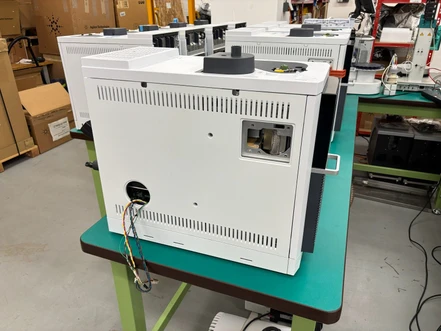 Agilent Intuvo 9000 GC System, S/SL Inlet, FID, AUX, MS, G3950A (Refurbished)
