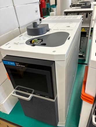 Agilent Intuvo 9000 GC System, S/SL, FID, G3950A (Refurbished)