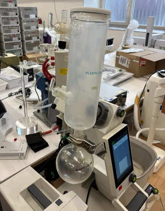 BUCHI Rotavapor R-300 EL Rotary Evaporator with B-300 Base Heating Bath and V-300 Vacuum Pump (Tested)