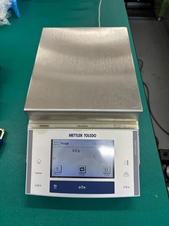 Mettler Toledo XS4001S Analytical Balance (Refurbished)